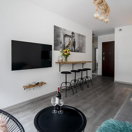 Unique apt EVE with garage, Kazimierz, Podgórze Cracóvia Exterior foto